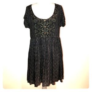 Free people Short Sleeve Dress w/ Cutout Back
